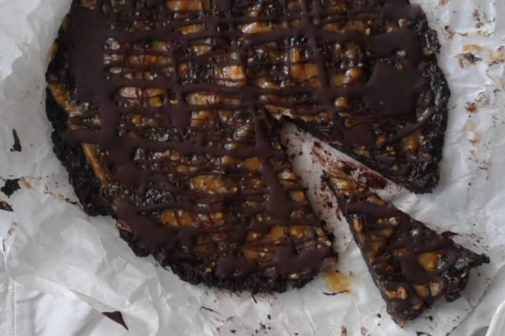 Raw brownie med peanut butter