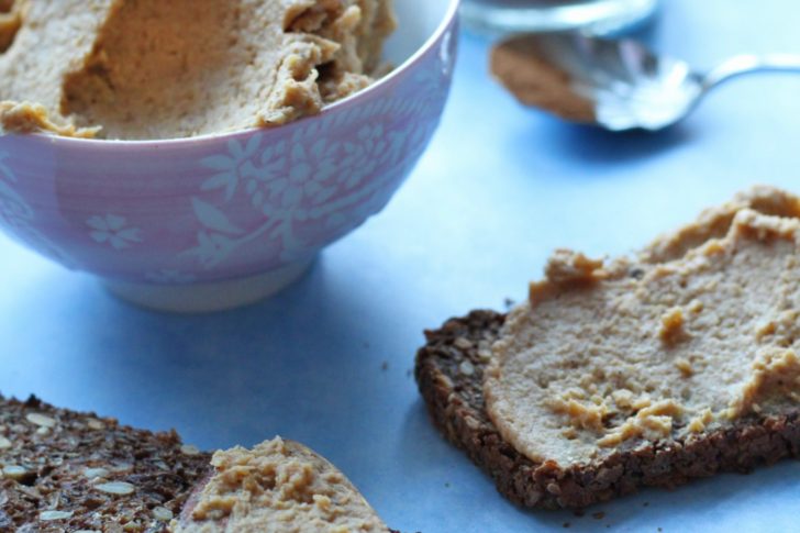 Pumpkin spice hummus