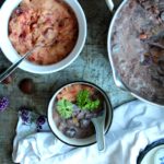 Vegansk gryderet med kastanjer, rødvin og svampe
