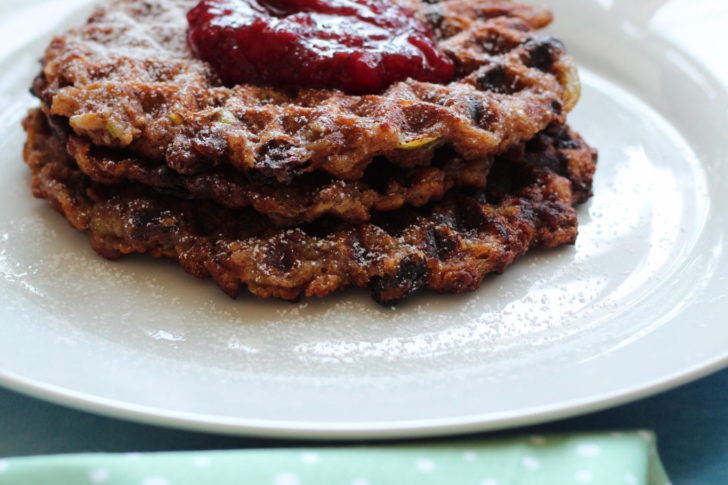 Veganske havregrynsvafler med æble