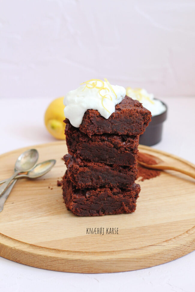2019-06-24 13.45.15 vegansk kikærtebrownie