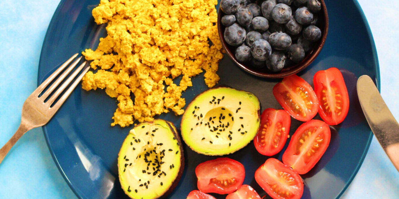 2019-07-28 12.43.39 nem vegansk tofuscramble uden løg