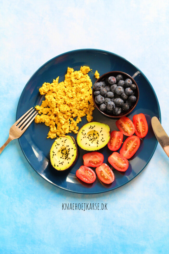 nem vegansk tofuscramble uden løg