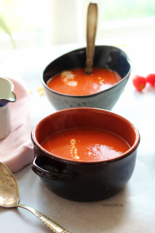 Vegansk tomatsuppe på 15 minutter