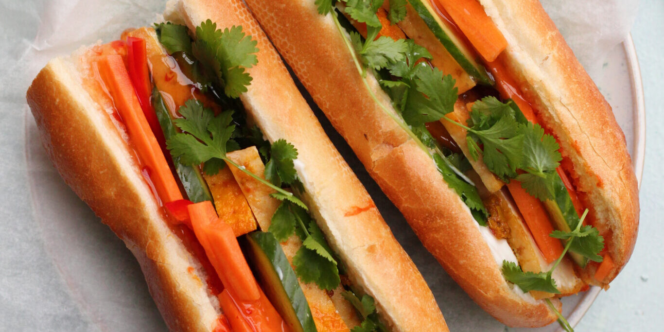 Vegansk banh mi med tofu