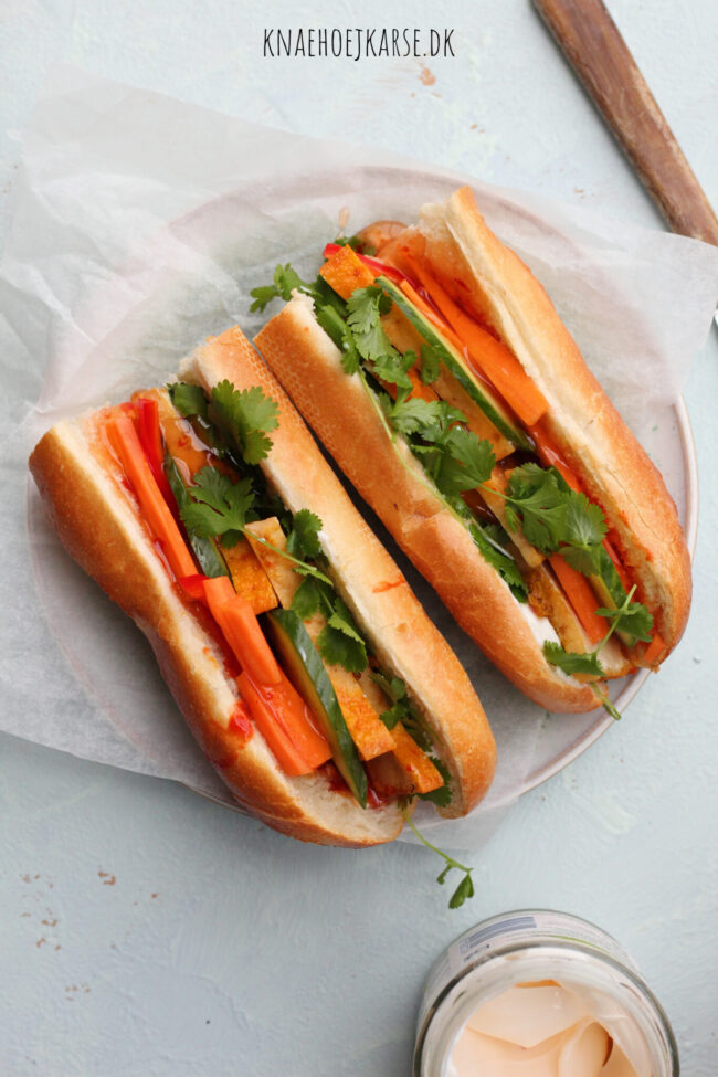 Vegansk banh mi med tofu