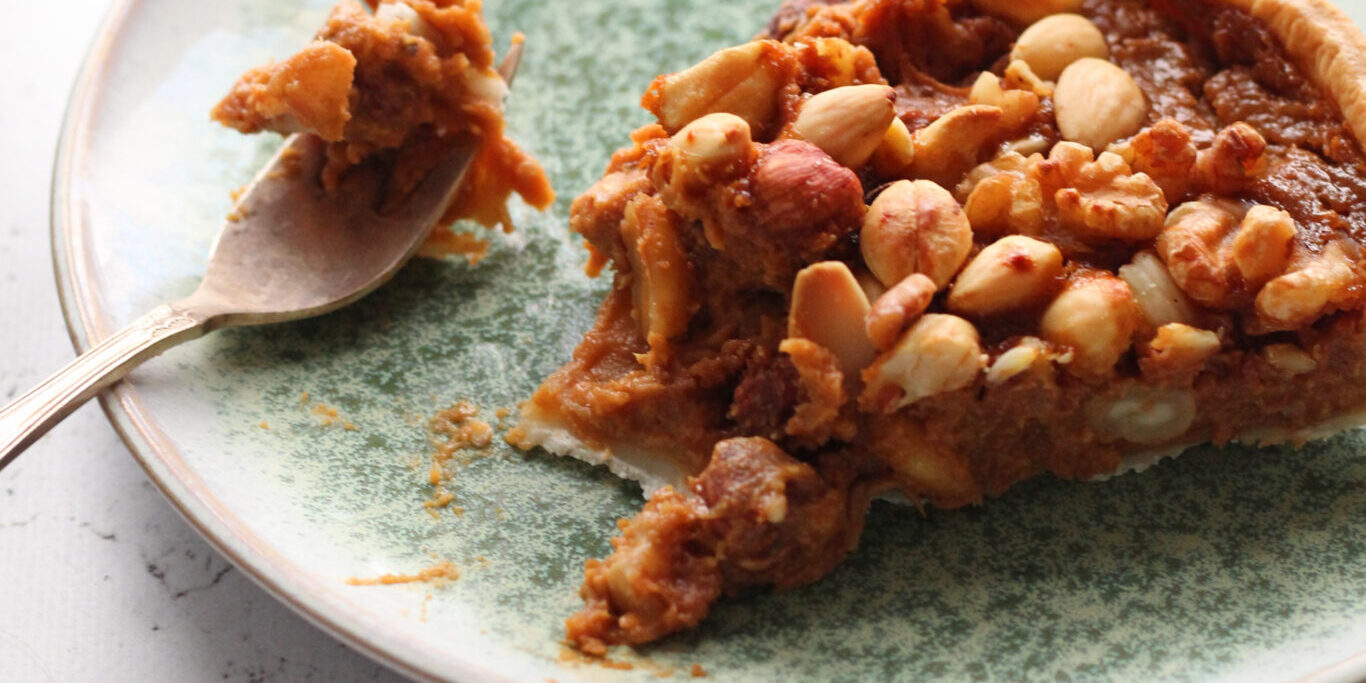 vegansk nøddetærte med lækkert fyld Vegansk nøddetærte