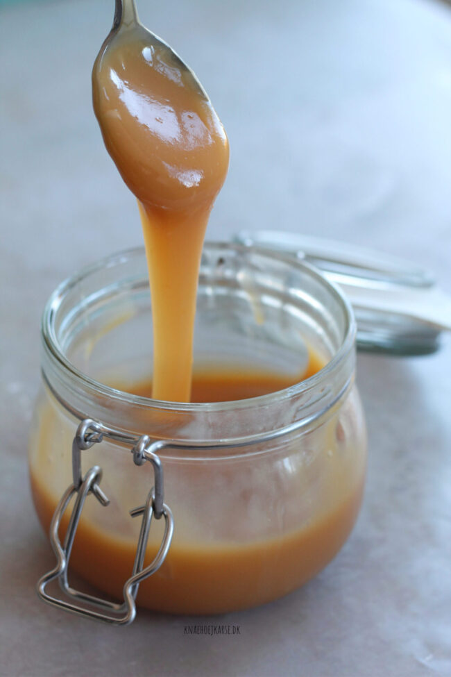 vegansk dulce de leche af kondenseret kokosmælk