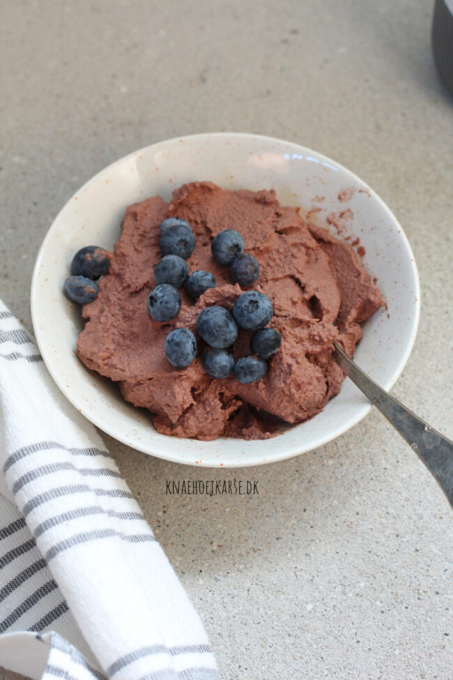 Vegansk smoothiebowl med blomkålsris
