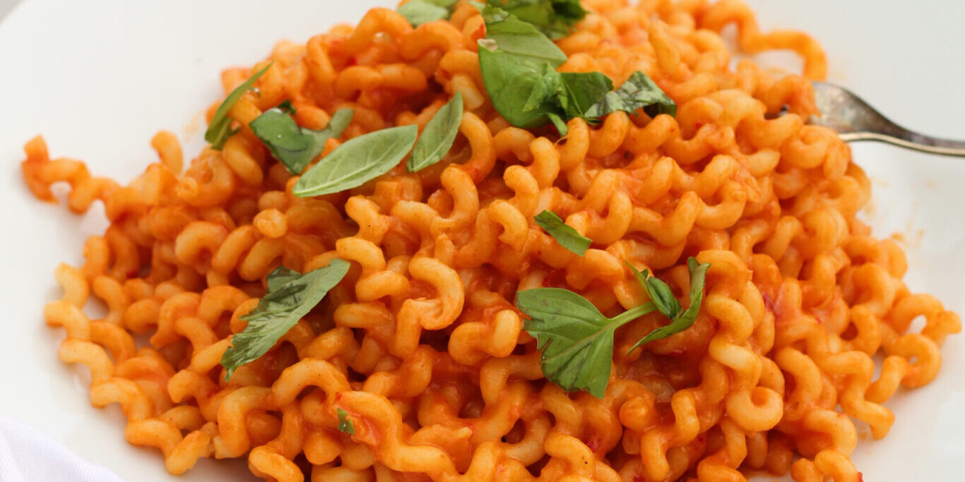 vegansk spaghetti med rød karry