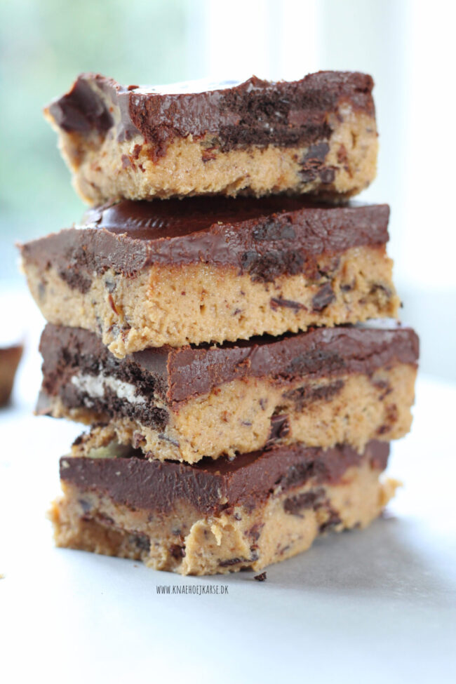 veganske cookie dough barer med Oreos