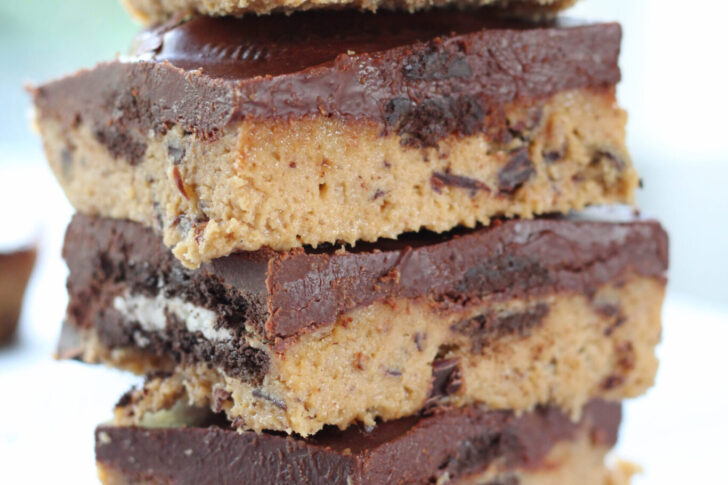 veganske cookie dough barer med Oreos