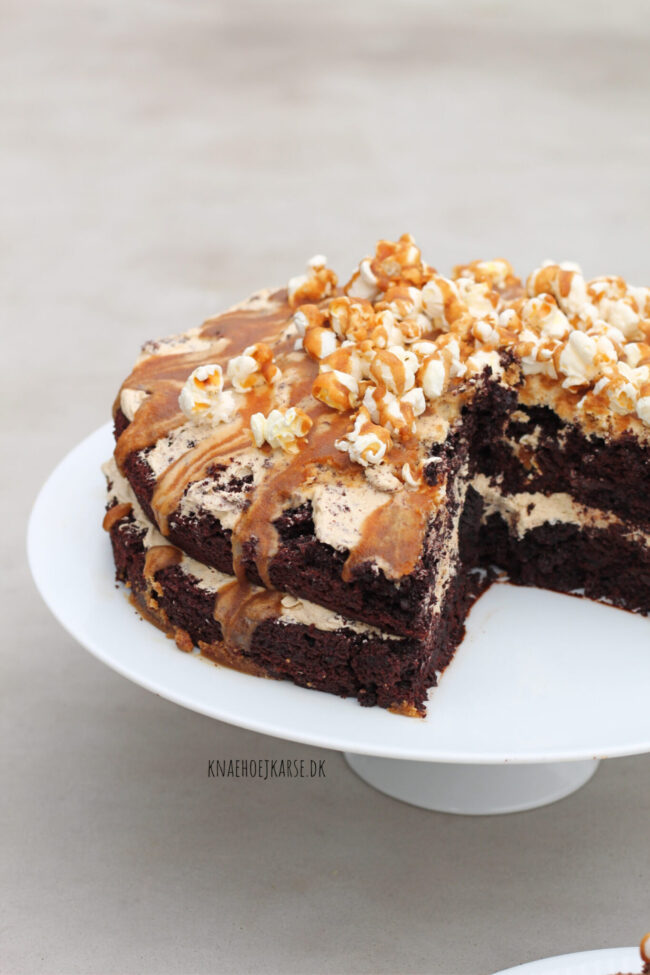 vegansk chokoladekage med karamel