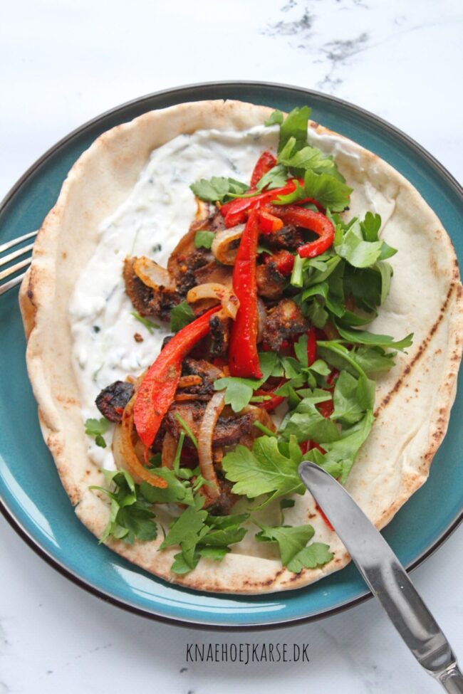 fajitas med svampe og løg