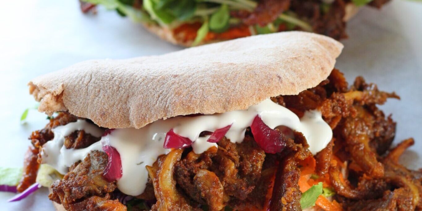 svampekebab pitabrød med vegansk svampekebab